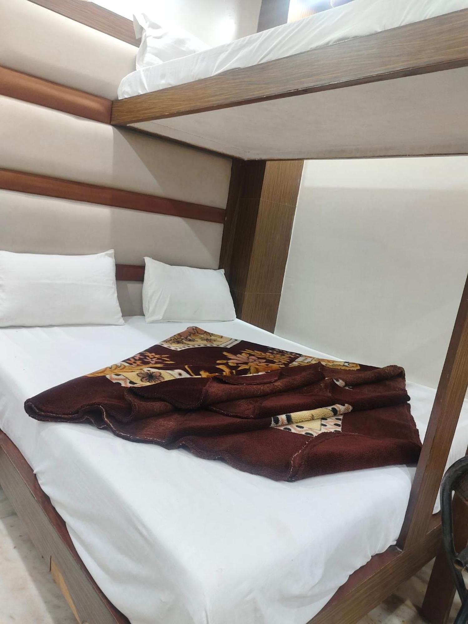 Hotel Family Spot Nowe Delhi Zewnętrze zdjęcie
