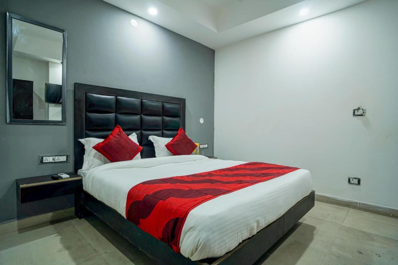 Hotel Family Spot Nowe Delhi Zewnętrze zdjęcie