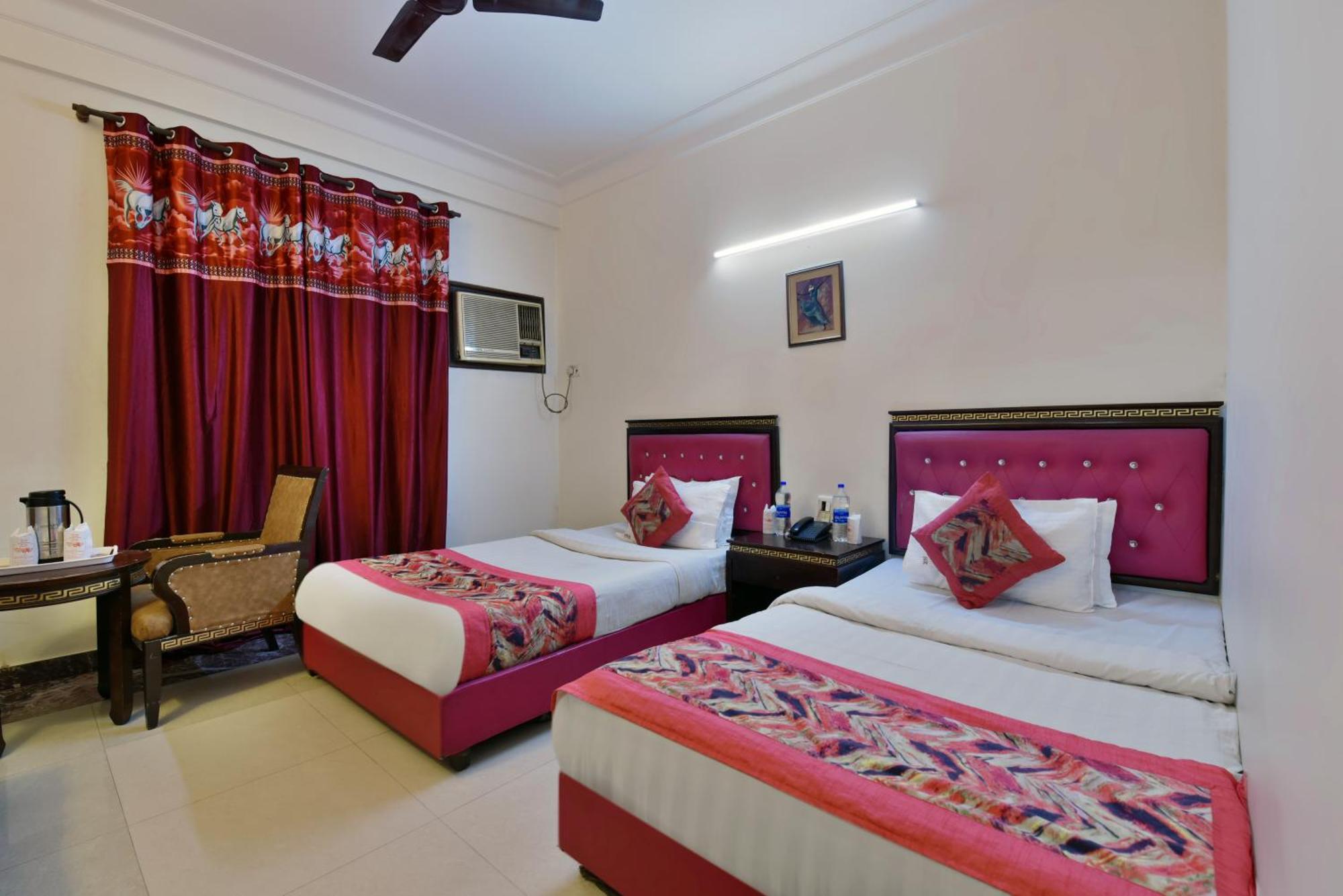 Hotel Family Spot Nowe Delhi Zewnętrze zdjęcie