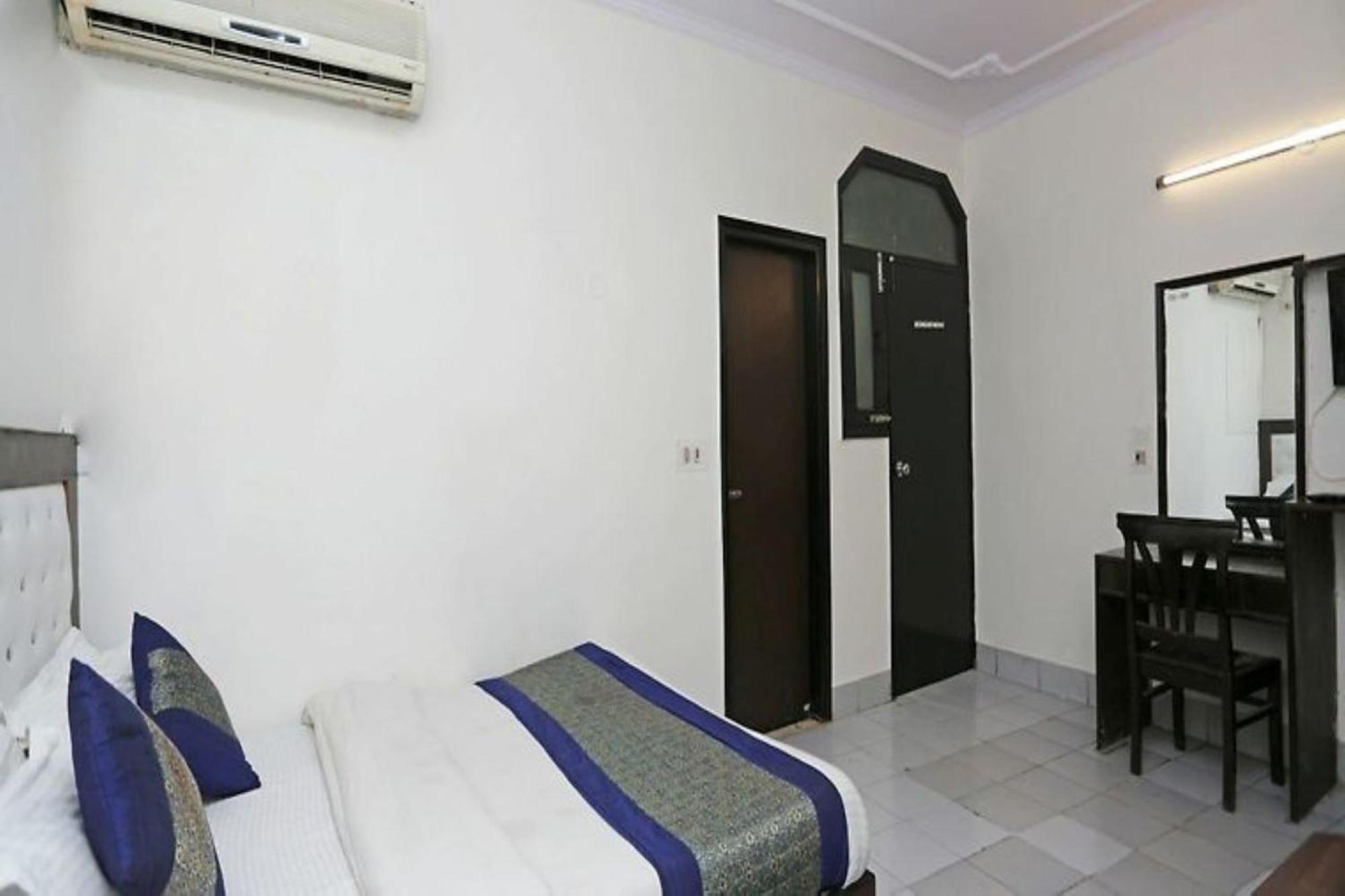Hotel Family Spot Nowe Delhi Zewnętrze zdjęcie