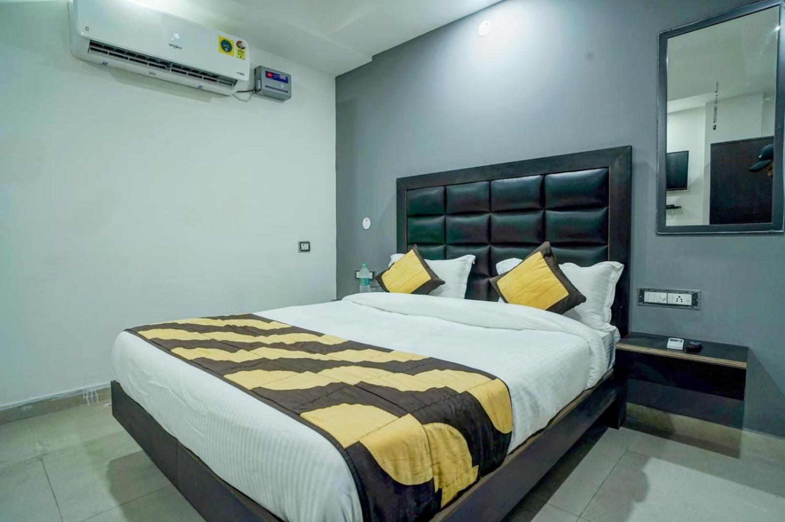 Hotel Family Spot Nowe Delhi Zewnętrze zdjęcie