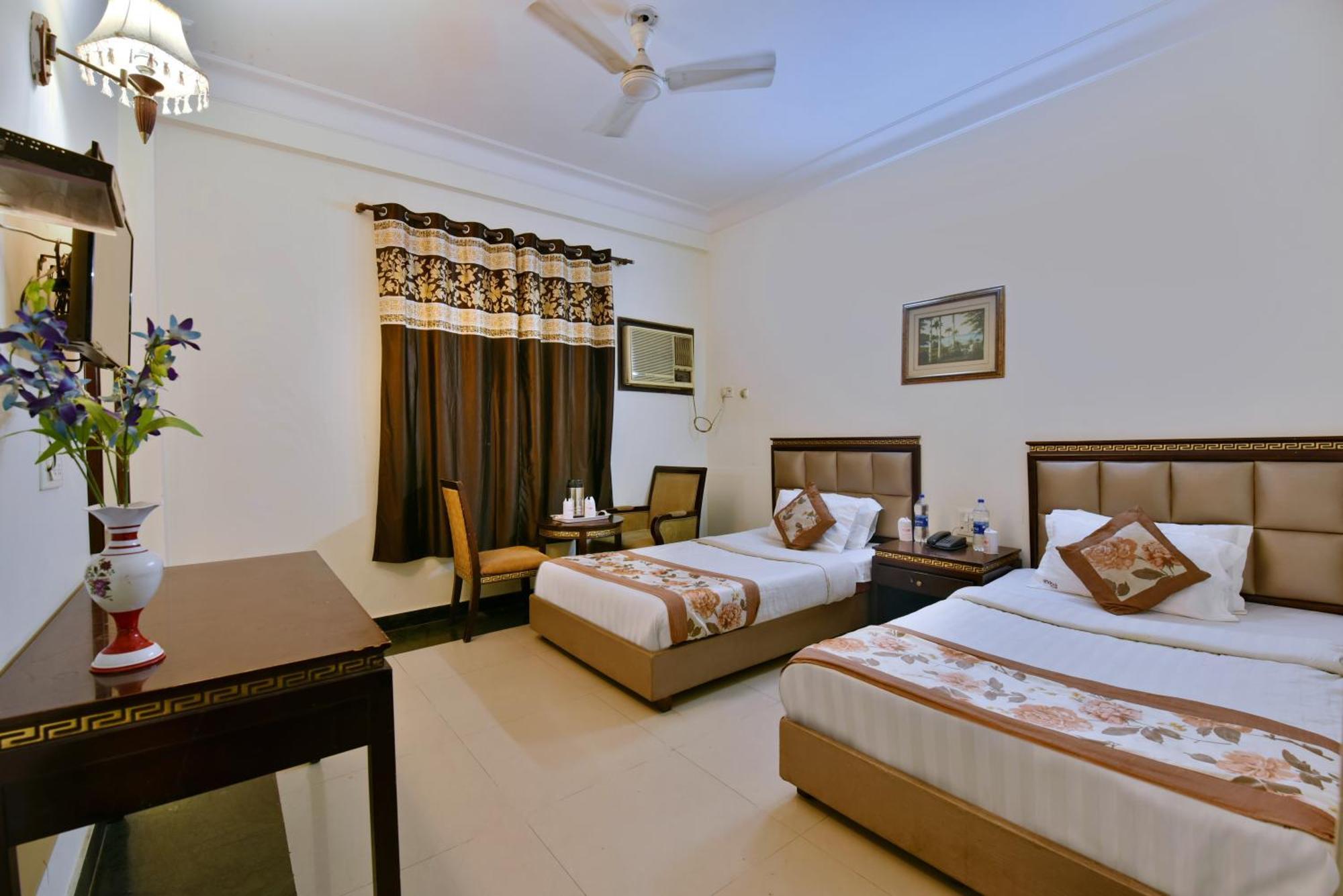Hotel Family Spot Nowe Delhi Zewnętrze zdjęcie